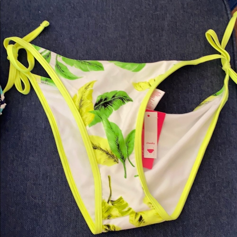 Bikini bottoms